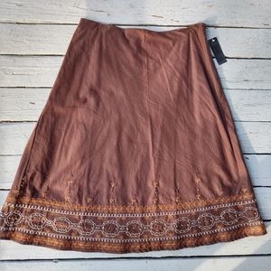 Embroidery midi skirt size 7/8